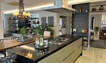 Imagem 3: Casa Alphaville com 4 suítes à venda, 700 m² por R$ 5.500.000 - Alphaville Residencial Plu