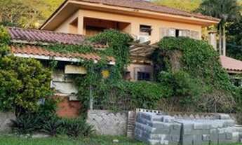 Imagem: Casa com 3 dormitórios e 1 vaga de garagem