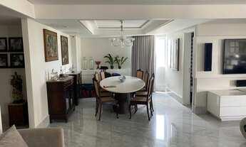 Imagem 3: Apartamento para venda possui 215 metros quadrados com 3 quartos em Boa Viagem - Recife