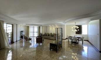 Imagem 2: Uma casa suspensa do lado do Parque Vaca Brava