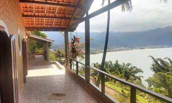 Imagem 7: Encantadora Propriedade em Terreno de 4.759 m² na Praia da Maranduba