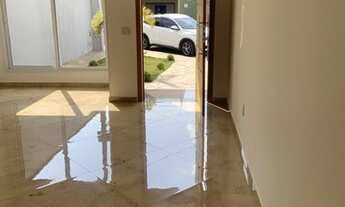 Imagem 4: Casa para venda tem 260 metros quadrados com 3 quartos em Colinas do Paraíso - Botucatu