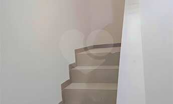 Imagem 4: CASA TRIPLEX - 03 QUARTOS - PIEDADE