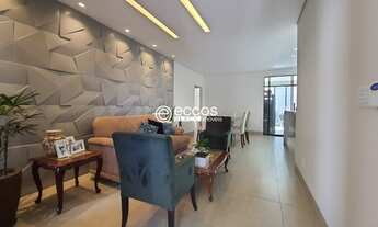 Imagem: Casa à venda no bairro Alto Umuarama