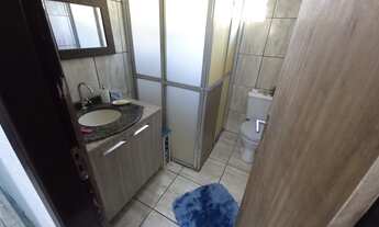 Imagem 7: Casa plana c/ 04 quartos, toda com laje e um amplo terreno livre na parte da frente, R$490