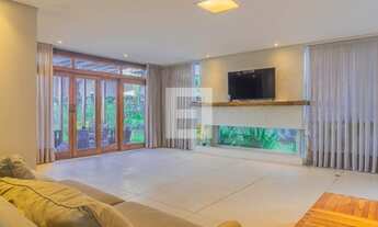 Imagem 3: ITAJAí - Casa Padrão - Praia Brava