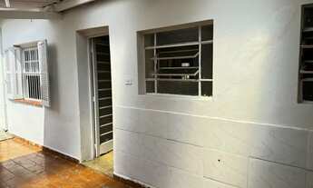 Imagem 2: Casa 2 quartos Centro de Jacarei - com garagem