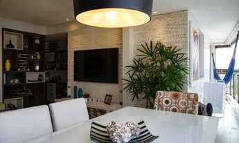 Imagem 2: Pituba/Itaigara 2/4 finamente mobiliado e decorado, Alto padrão, 02 VAGAS, Excelente local