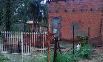 Imagem: Casa com terreno 8x25 ótimo investimento