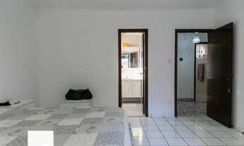 Imagem 5: Sobrado 5 dormitórios, sendo 2 suítes. Bairro Ponta da Praia - Santos - SP