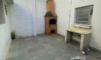 Imagem 2: Casa na Mooca com 90m 2 dormitórios, 2 salas cozinha area de serviço 2 banheiros quintal