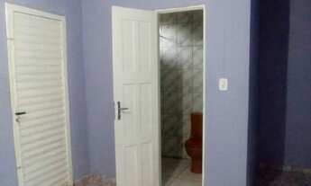 Imagem 4: Casa para venda possui 80 metros quadrados com 2 quartos em Cajazeiras X - Salvador - BA