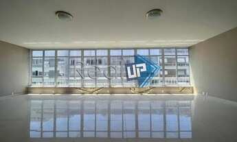 Imagem 2: Apartamento reformado com 2 vagas