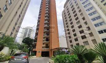 Imagem 2: Venha se hospedar a duas quadras da Paulista, na parte mais arborizada dos Jardins. Sem fi