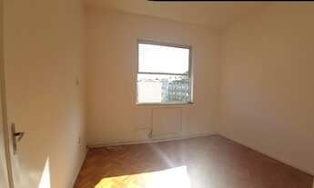 Imagem 2: Apartamento para Venda em Rio de Janeiro, Copacabana, 2 dormitórios, 2 banheiros