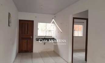 Imagem 4: CASA PARA ALUGUEL PERIOLO COM SALA E COZINHA INTEGRADAS, 2 QUARTOS E BANHEIRO