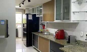 Imagem 3: Apartamento para venda possui 210 metros quadrados com 4 quartos em Ponta Negra - Manaus