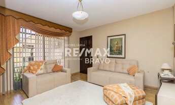 Imagem 6: Casa térrea com 388m², piscina, 4 dormitórios e grande quintal