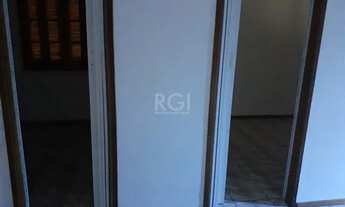 Imagem 5: Casa para Venda - 80m², 2 dormitórios, 3 vagas - Belém Novo