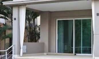 Imagem 5: Casa de condomínio para aluguel e venda possui 729 metros quadrados com 5 quartos