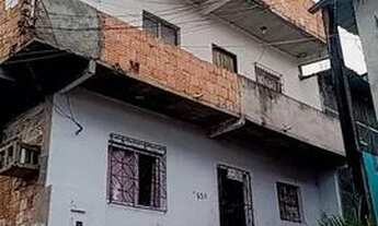 Imagem 5: Casa de 3 pisos na compensa 2