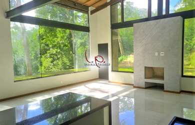 Imagem 4: Belíssima Casa linear, com 3 quartos, dentro de Condomínio em Itaipava e fácil acesso à Br