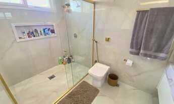 Imagem 5: Casa de condomínio sobrado para venda possui 430 metros quadrados com 4 quartos