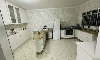 Imagem 2: Casa em Itinga Casa com 4 dormitórios