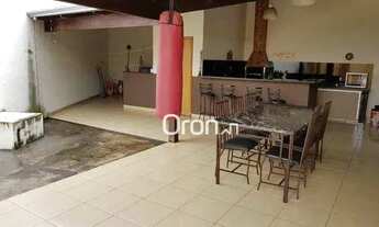 Imagem: Casa com 3 dormitórios à venda, 250 m²