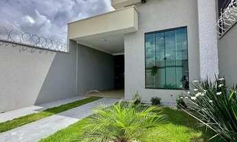 Imagem 1: COMPRE IMÓVEL Casa com 2 dormitórios