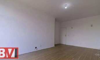 Imagem 4: Vista Alegre,junto ao Prezunic! Apartamento em Vista Alegre, frente para rua, sol da manhã