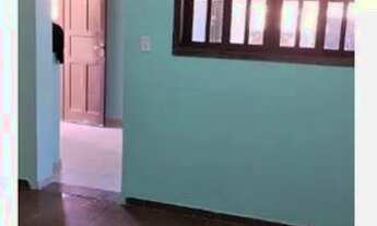 Imagem: FAB010 - Casa linear de 1 quarto, com pequeno