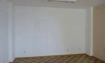 Imagem 4: Sala comercial no Ed. Américo Nicolau da Costa, medindo 40,00m²