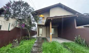 Imagem: Casa com duas suítes a venda no Campeche
