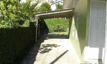 Imagem 6: Casa em Porto Alegre, no bairro Ipanema, com 3 dormitório(s), e 3 banheiros, à v