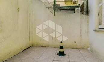 Imagem 7: Apartamento 2 dormitórios e 1 vaga , bairro São João em Porto Alegre/RS