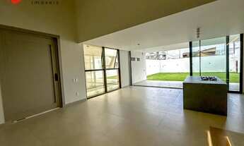 Imagem 4: LUXO! CASA NOVA À VENDA COM PROJETO SOFISTICADO, PÉ-DIREITO DUPLO, 3 QUARTOS, SUÍTE COM CL