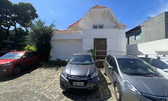 Imagem 2: Casa comercial com muito potencial localizada na Rua Bento de Andrade. Ao lado do Parque I