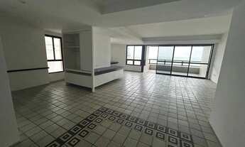 Imagem 7: Apartamento beira MAR, 234m² com planejados, 4 quartos sendo 3 suítes