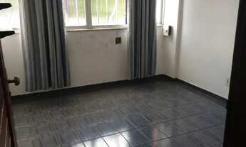 Imagem 4: Apartº 1º andar, reformado, cortinas, sprit,armario, desocupado, frente pra av. garagem