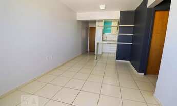 Imagem 2: Apartamento para Aluguel - Negrão de Lima, 2 Quartos, 56 m2