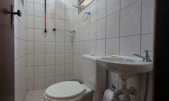 Imagem 4: Casa de 4 Dormitórios na Rua Armando Ennio Lona