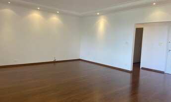 Imagem 3: Apartamento de 3 Dormitórios na Rua Frederico Von Martius