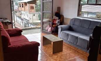 Imagem 3: Casa para venda tem 200 metros quadrados com 3 quartos na Mosela - Petrópolis - Rio de Jan