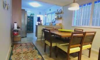 Imagem 3: Casa de 3 Dormitórios na Rua Catão