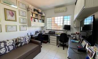 Imagem 6: Casa À Venda Com Piscina| 200m²| 4 Quartos