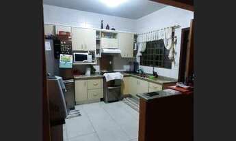 Imagem 2: Casa para venda possui 168 metros quadrados com 2 quartos em Interlagos - São Paulo - SP