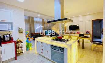 Imagem 3: Casa de condomínio sobrado para venda com 380 metros quadrados com 5 quartos