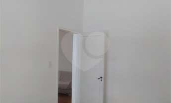 Imagem 7: Excelente Casa Térrea Com 03 Dormitórios, 01 Suíte, 03 Vagas na Vila Clementino. Venha Con