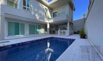 Imagem: Casa com 4 Suítes à venda, 450 m² por